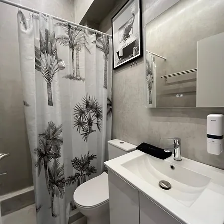 Apartment Aphrodite Klathmonos By Zeussuites Athens